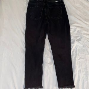 Zara Ripped Mom Fit Jeans in Black, US 10